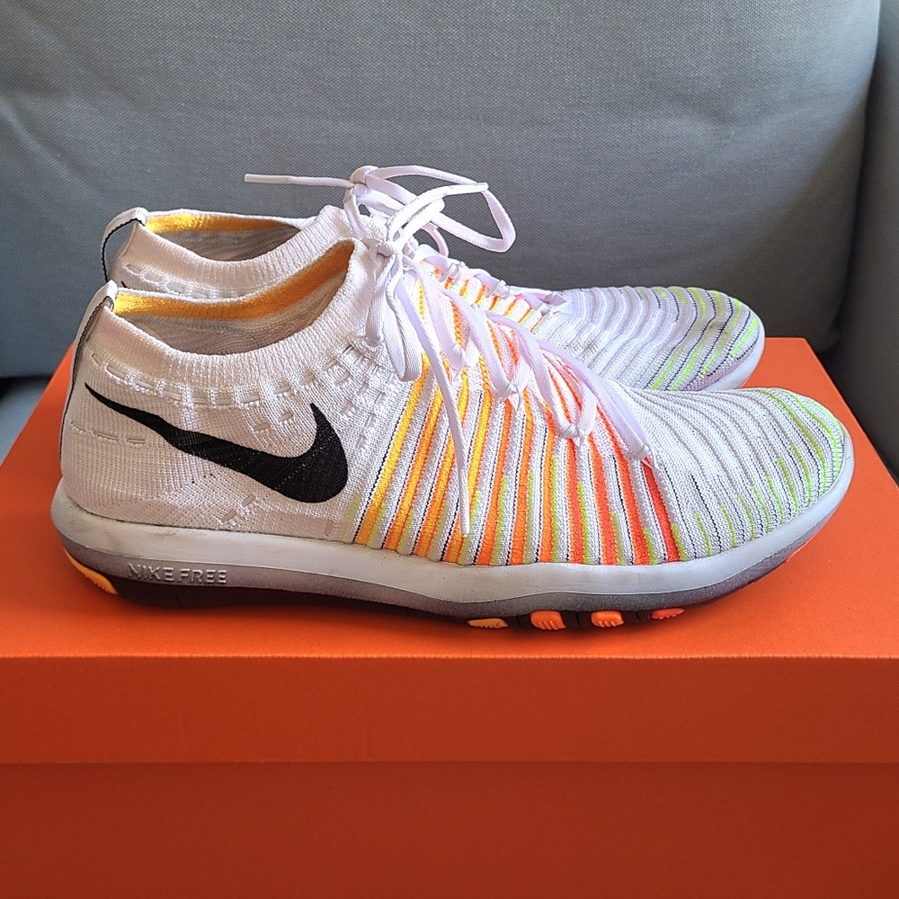 Nike Free Transform Flyknit Trainer | Sz 8.5 | White + Pride Month